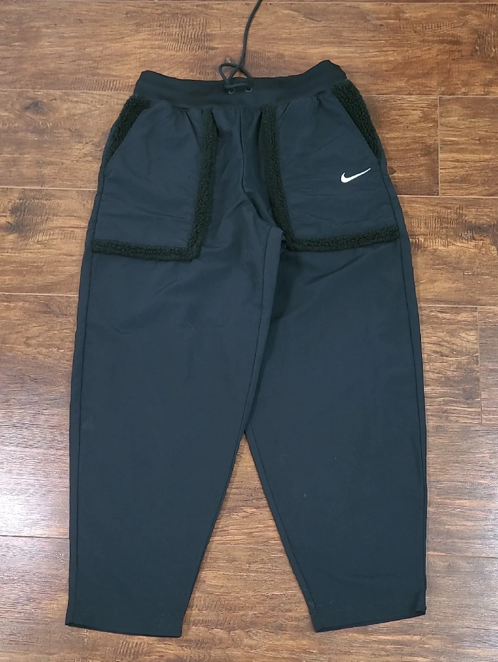 Nike DQ6809-010 Essential Loose Fit High Rise Black Fleece Jogger pants Womens M - Picture 1 of 9